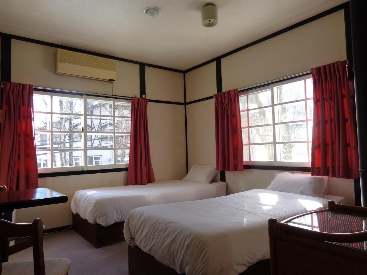 Hakuba Matata Lodge Esterno foto