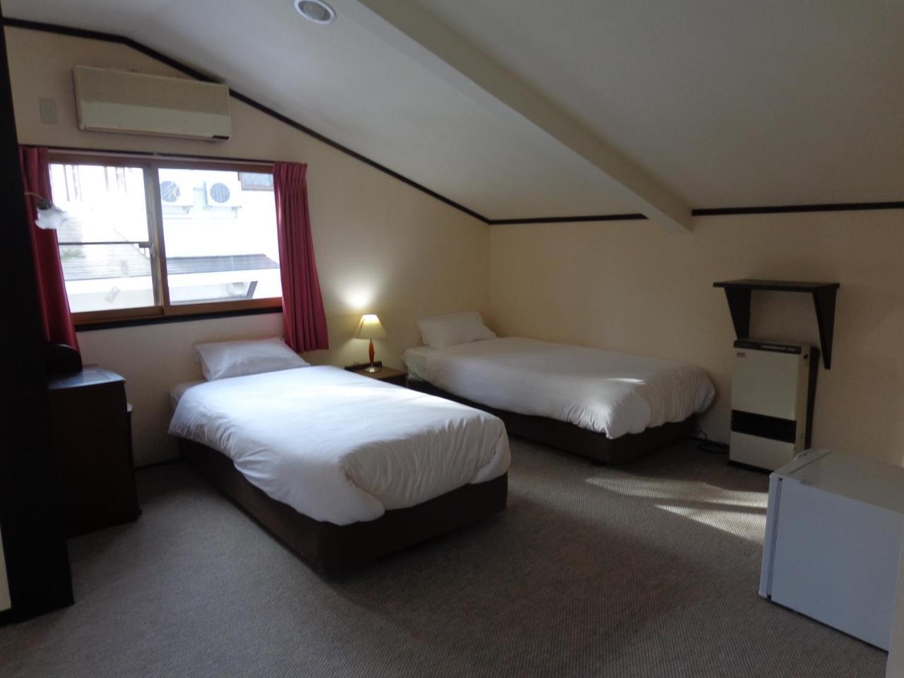 Hakuba Matata Lodge Esterno foto